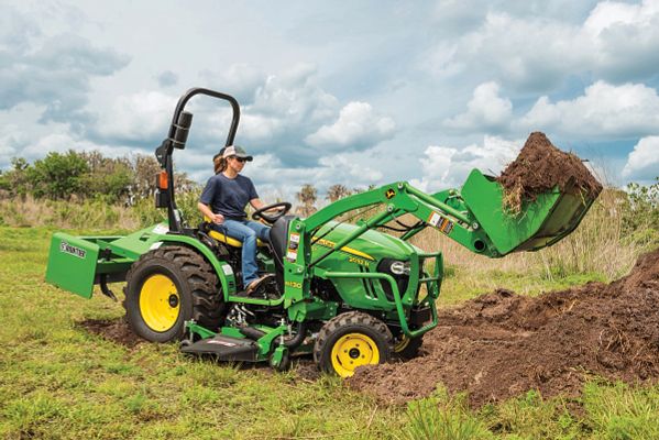 2032R Compact Tractor